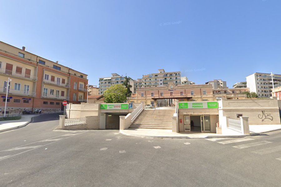 Piazza Stazione, passa la proposta del PD: “Un euro al giorno per gli stalli destinati a lavoratori e studenti pendolari”